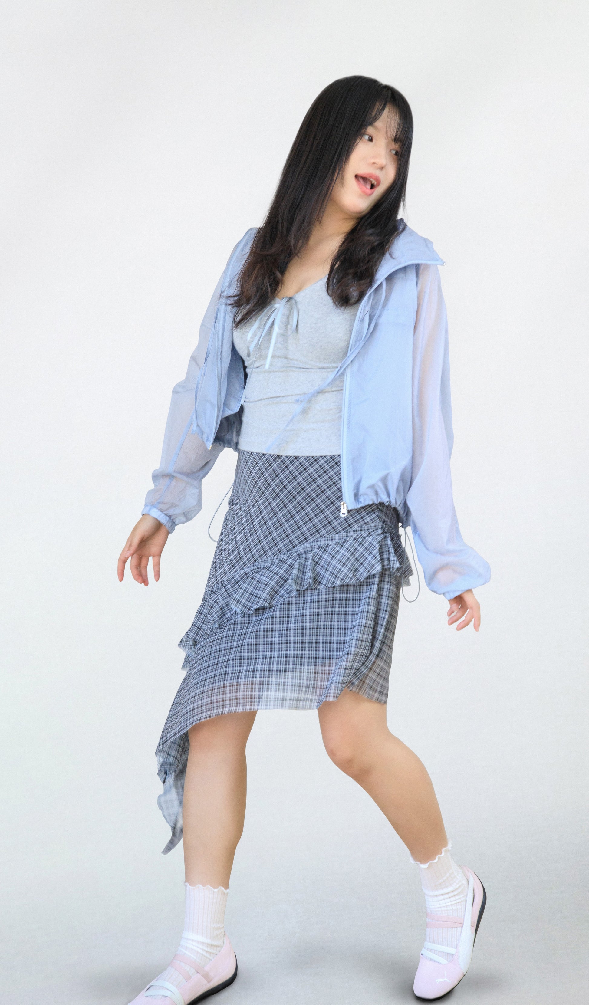 Shirred Ribbon Windbreaker