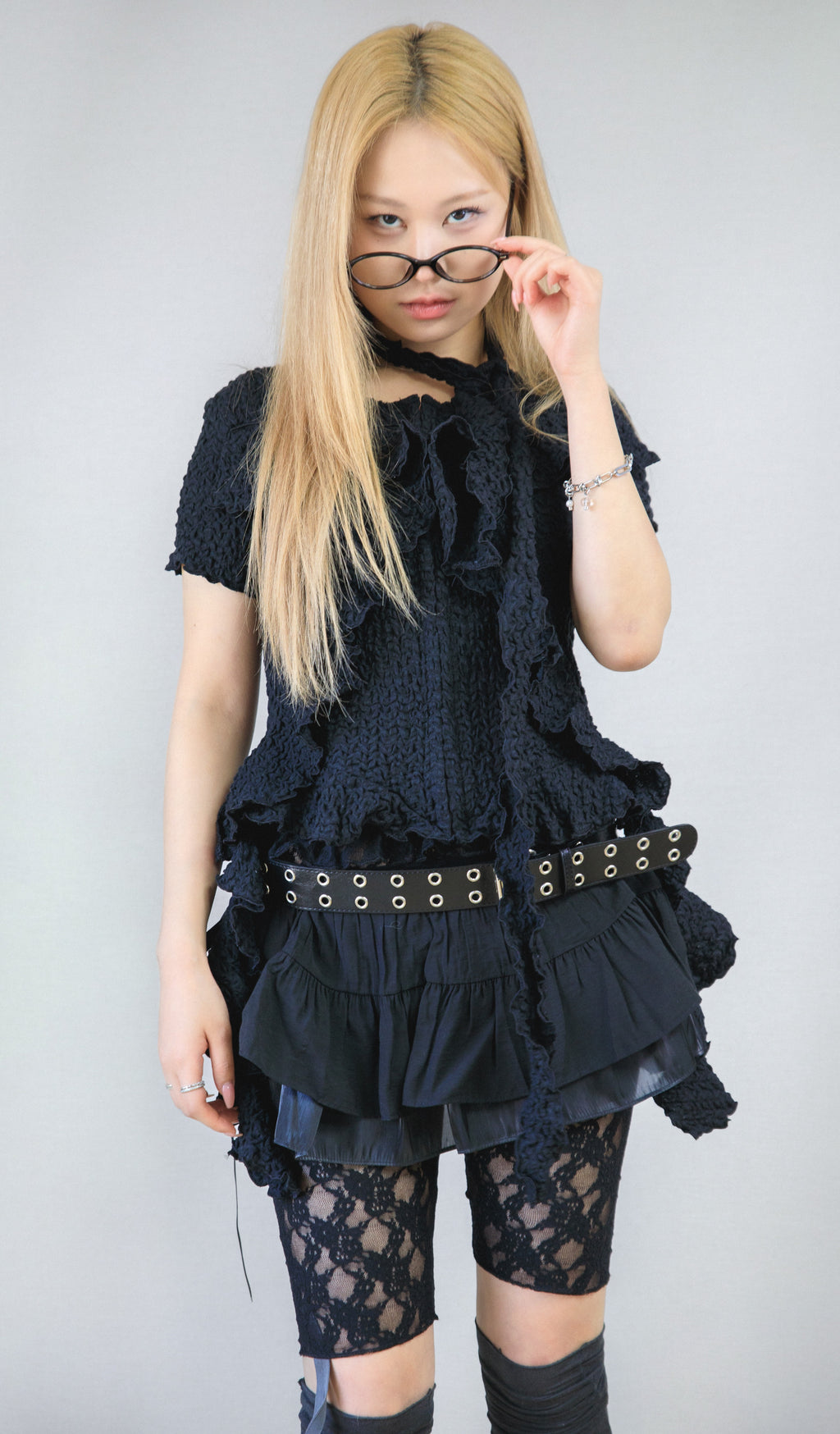 Frilled shorts lace banding 4-inch sheer leggings biker shorts pants