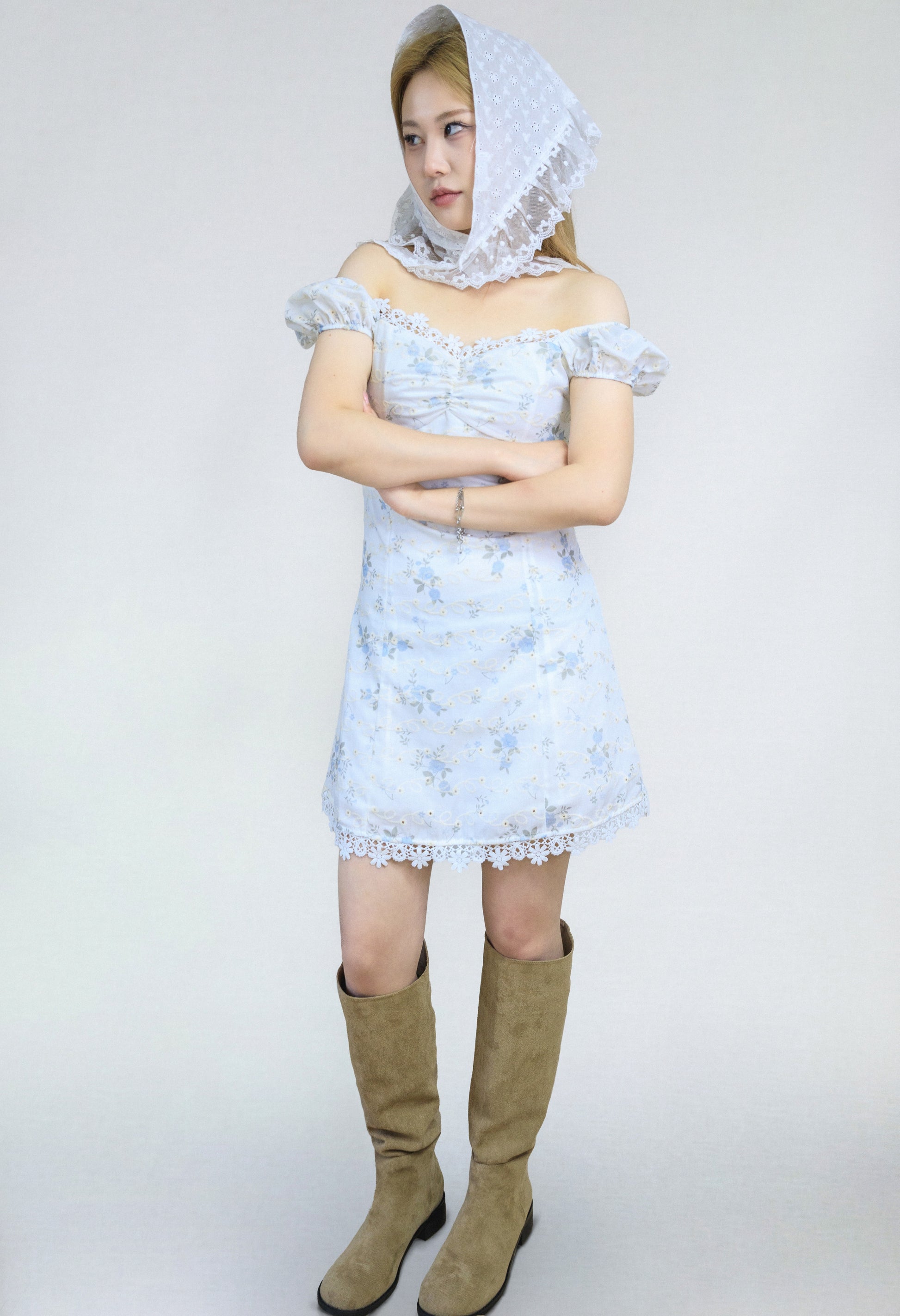 Rosy Feminine Lace Flower Dress