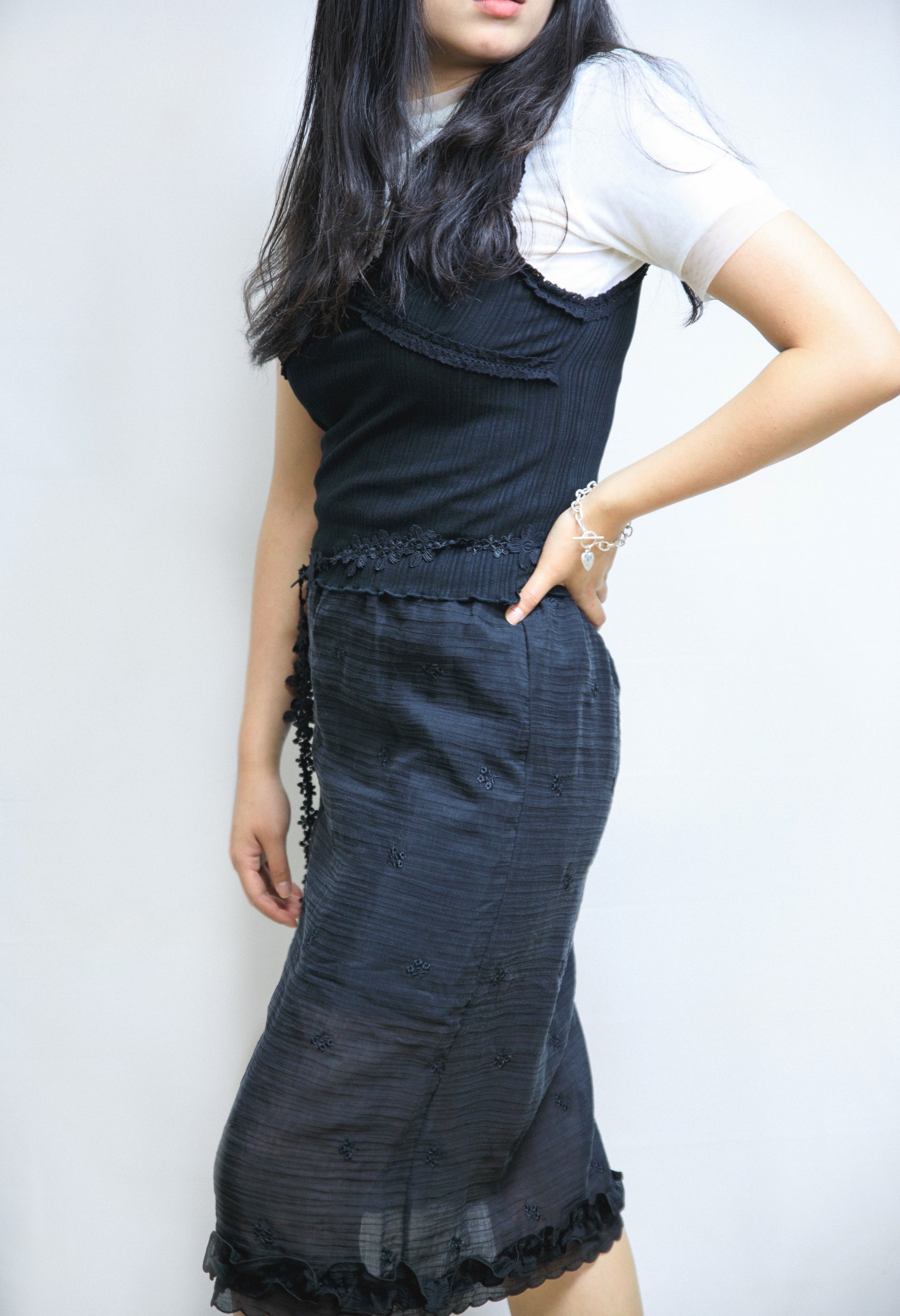 Shirred V-neck Sleeveless Top